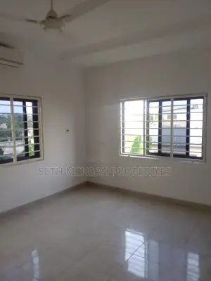 3bdrm House in Achimota for Rent