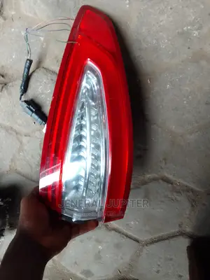 Ford Fusion 2013/16 Tail Light Right.