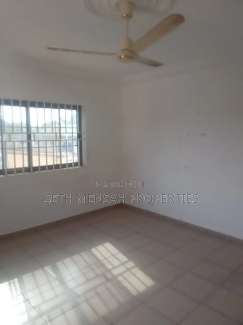 3bdrm House in Achimota for Sale