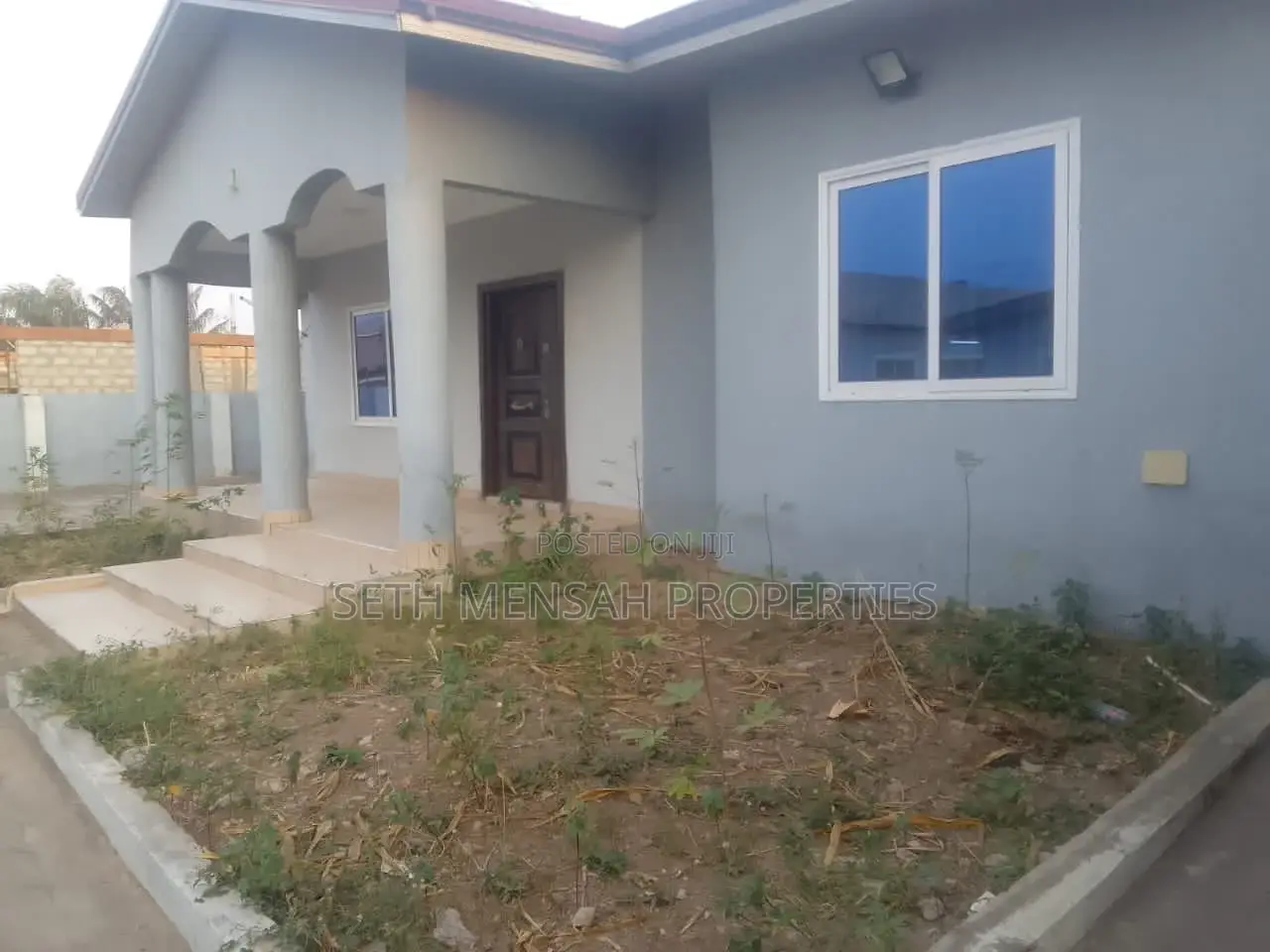3bdrm House in Achimota for Sale
