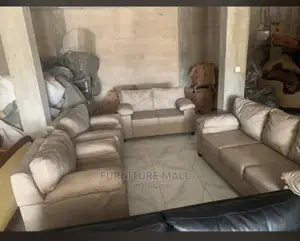 Cream Colored Sofa Set 🥸. Free Delivery 