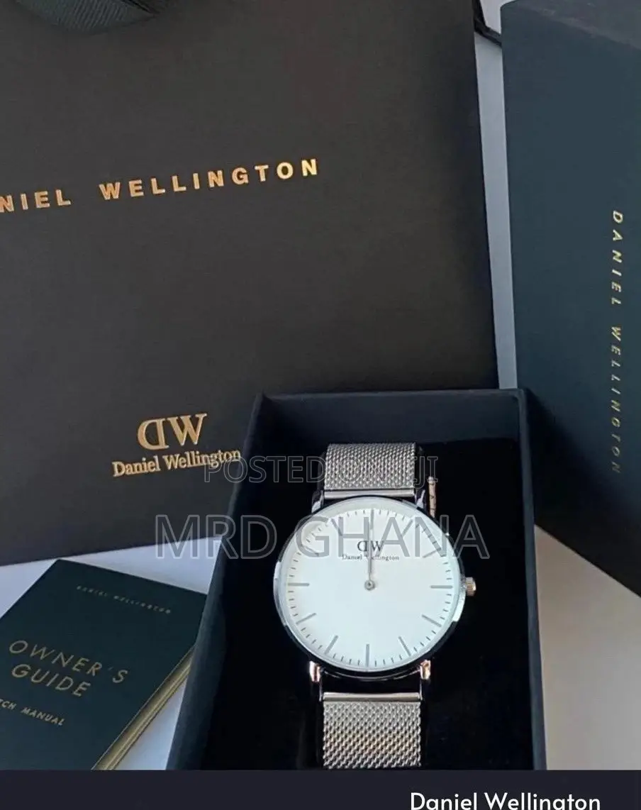 Daniel Wellington Black and Silver