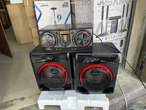 Lg Xboom Cl65 | 950w | 2.2ch | Versatile Connectivity