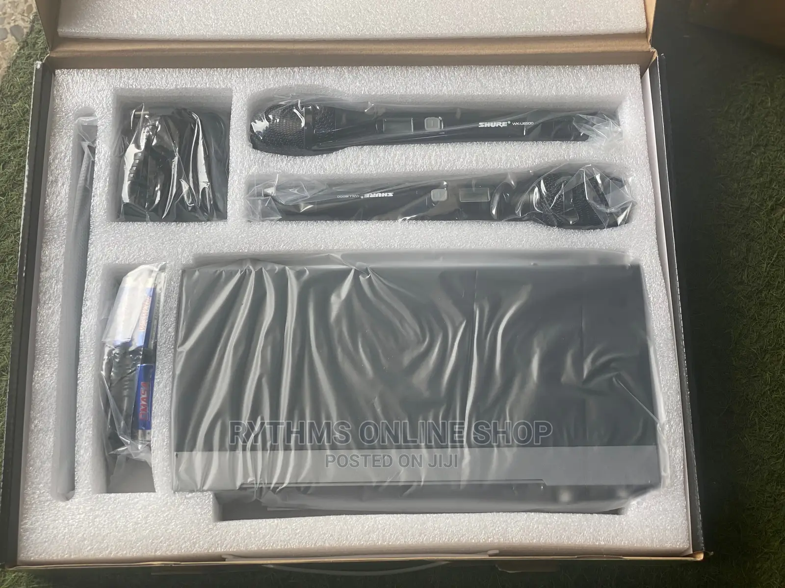 Shure WK-U8200 Wireless Microphone