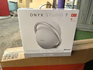 Onyx’S Studio 7 by Harman Kardon