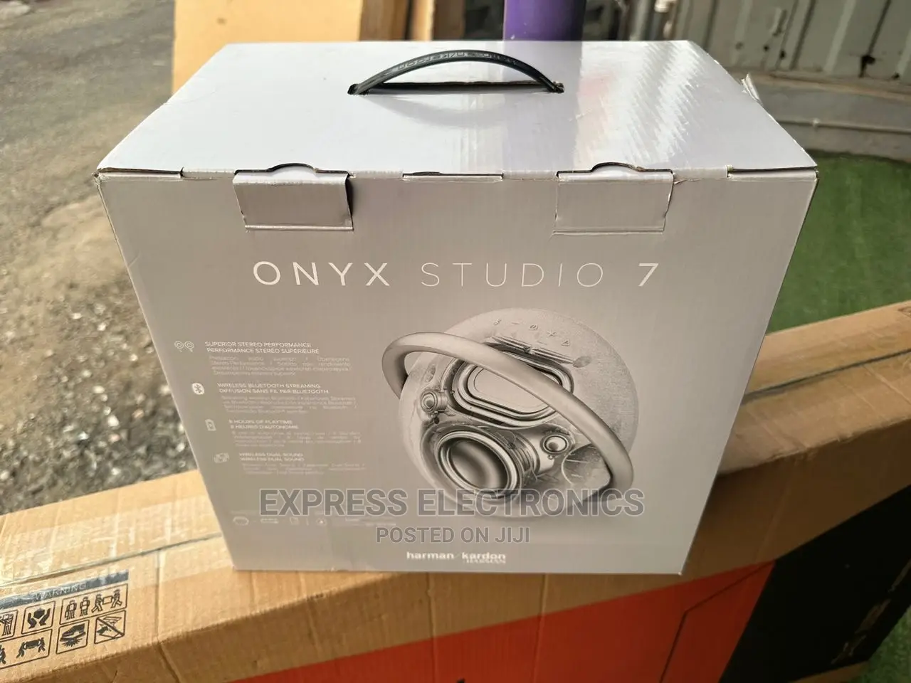 Onyx Studio 7 Surround Sound Quality Bluetooth Speaker