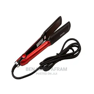 Hair Straightener. Salon Straightener