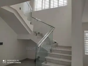 4bdrm House in Atasamanso, Kumasi Metropolitan for Sale