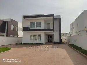 4bdrm House in Atasamanso, Kumasi Metropolitan for Sale
