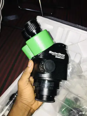 Microscope