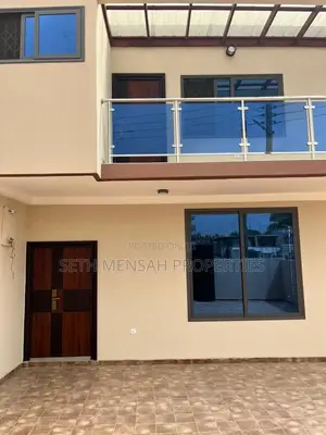 4bdrm House in Ashomang Estate for Sale