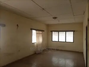 3bdrm House in Walako Estate, North Industrial Area for rent
