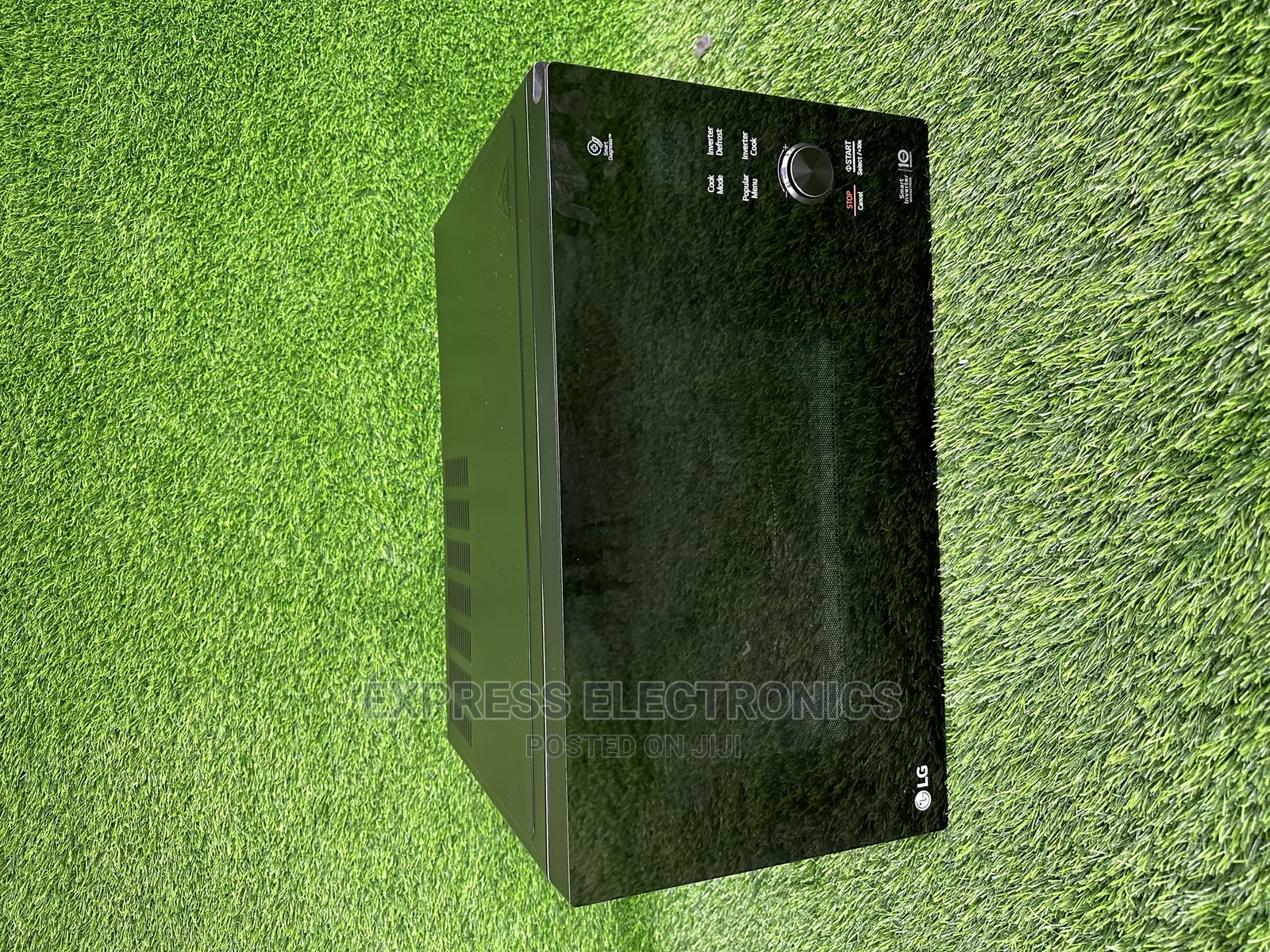 MH8265DIS Black Simple, Versatile, LG Neocheftm 42L