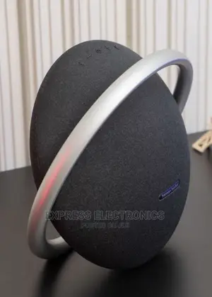 Black Onyx 8 Studio Wireless Connectivity