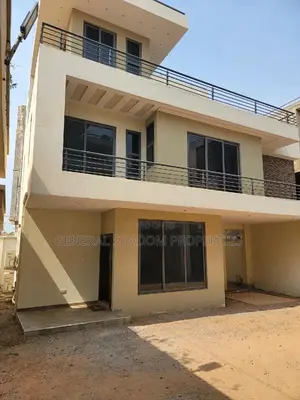 Furnished 4bdrm Townhouse / Terrace for rent