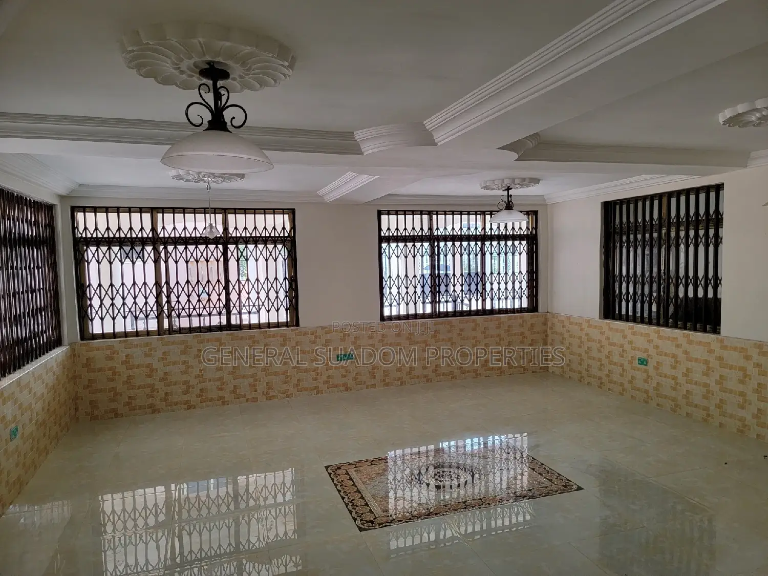 3bdrm Apartment in Suadom Properties, Baatsona Total for rent