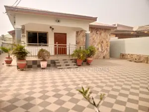 3bdrm House in Community 18, Spintex for rent