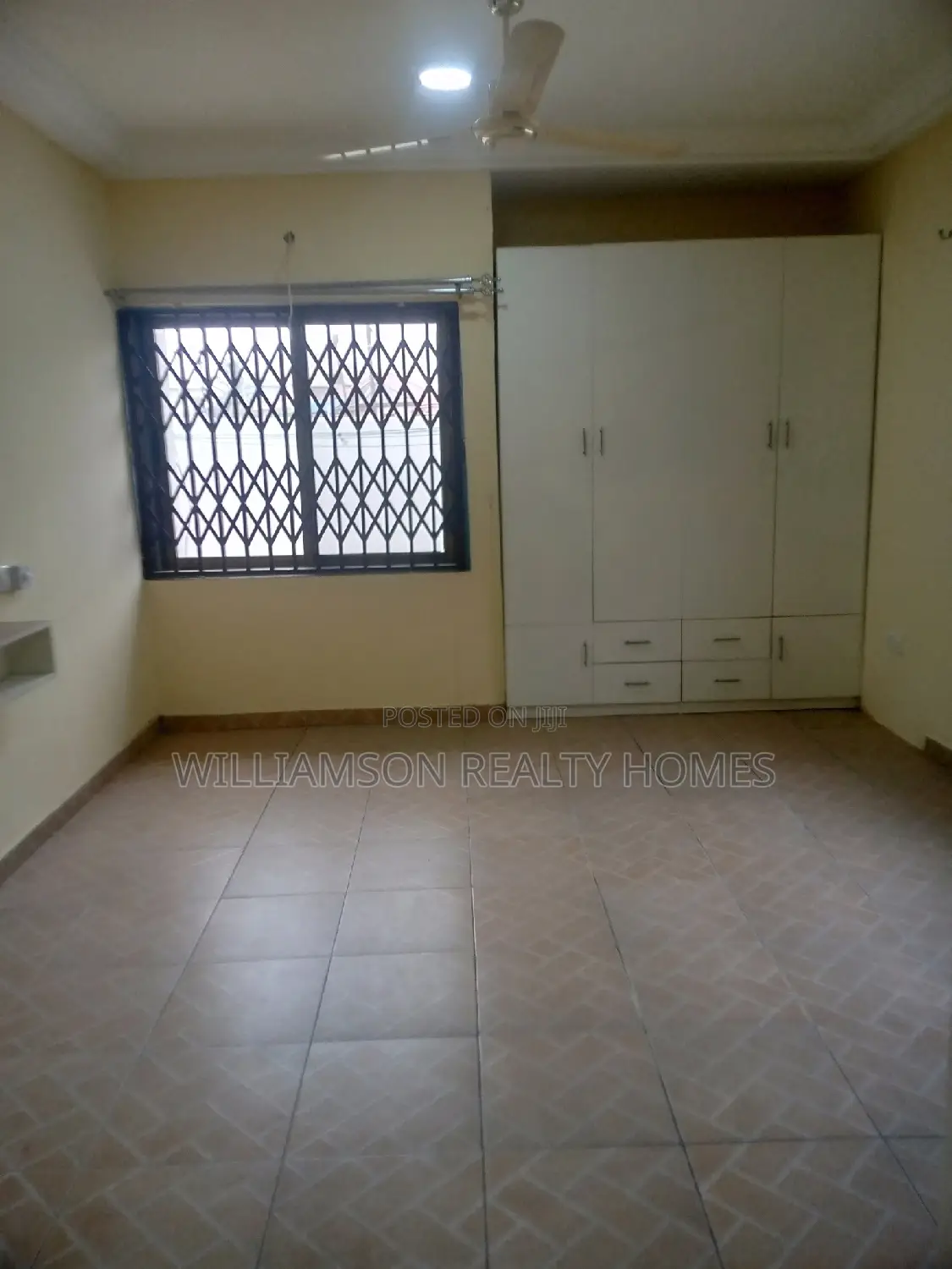 3bdrm House in Community 18, Spintex for rent