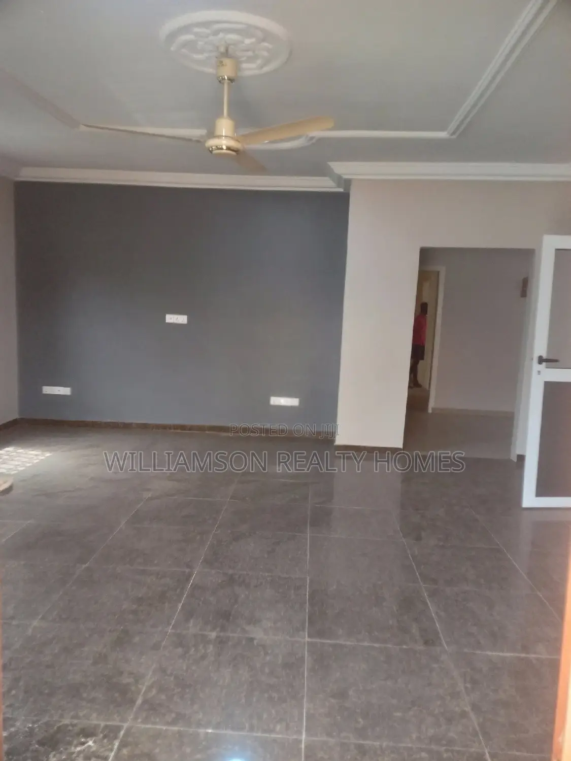 3bdrm House in Community 18, Spintex for rent
