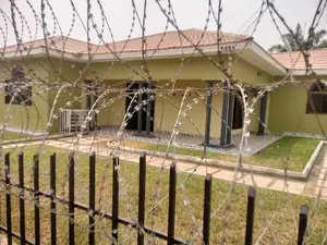 5bdrm House in Community 18, Spintex for rent
