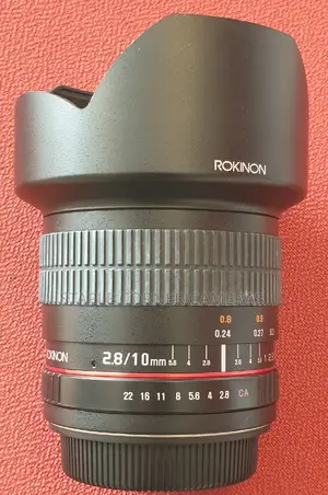 Rokinon 10mm F2.8 Canon