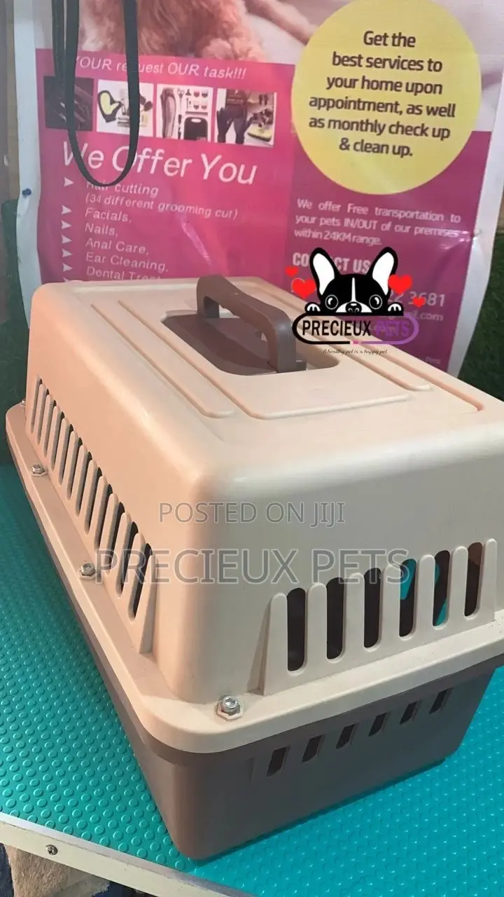 Portable Small Size Plastic Crate/Cage for Dogs and Cats