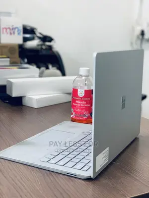Laptop Microsoft Surface Laptop 2 8GB Intel Core i5 SSD 256GB