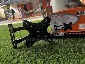 Adjustable Corner Wall Mount 14”-43”