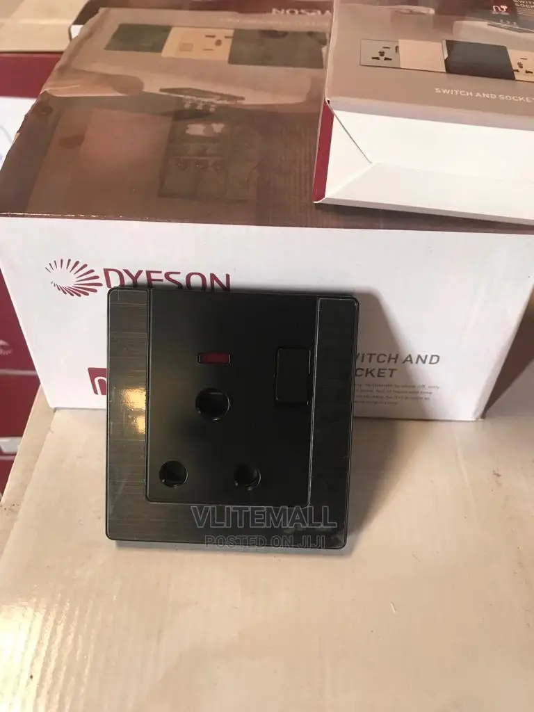 Dyeson 15a Socket (Grey Black)