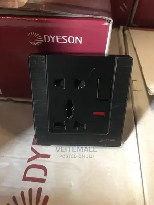 Dyeson 5pins Multi Socket R2.5 (Half Black)