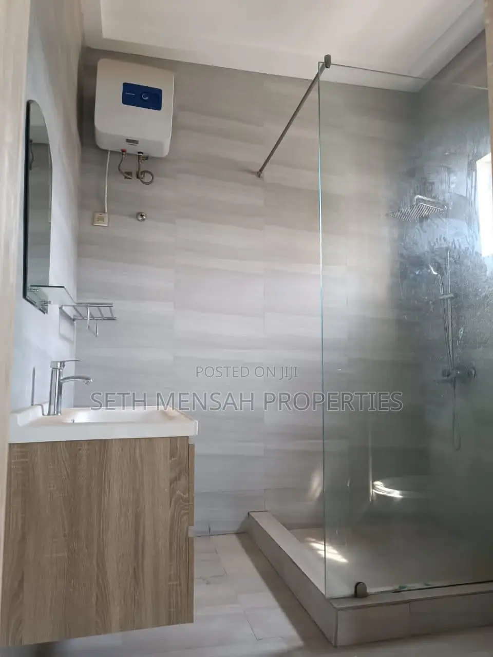 2bdrm Apartment in Adjiriganor for Rent
