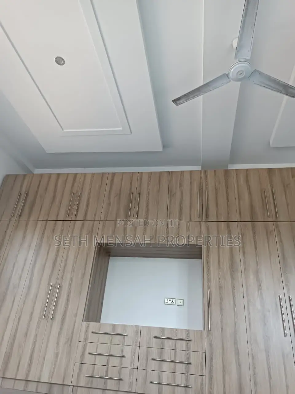 2bdrm Apartment in Adjiriganor for Rent