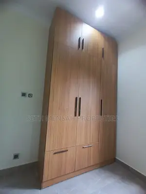 4bdrm House in Skm Property, Adjiriganor for Rent