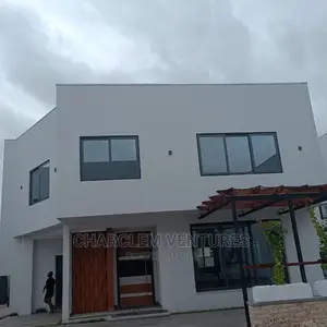 3bdrm Townhouse / Terrace in Charclem Ventures, Accra Metropolitan