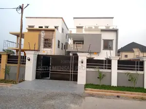 5bdrm House in Achimota for Sale