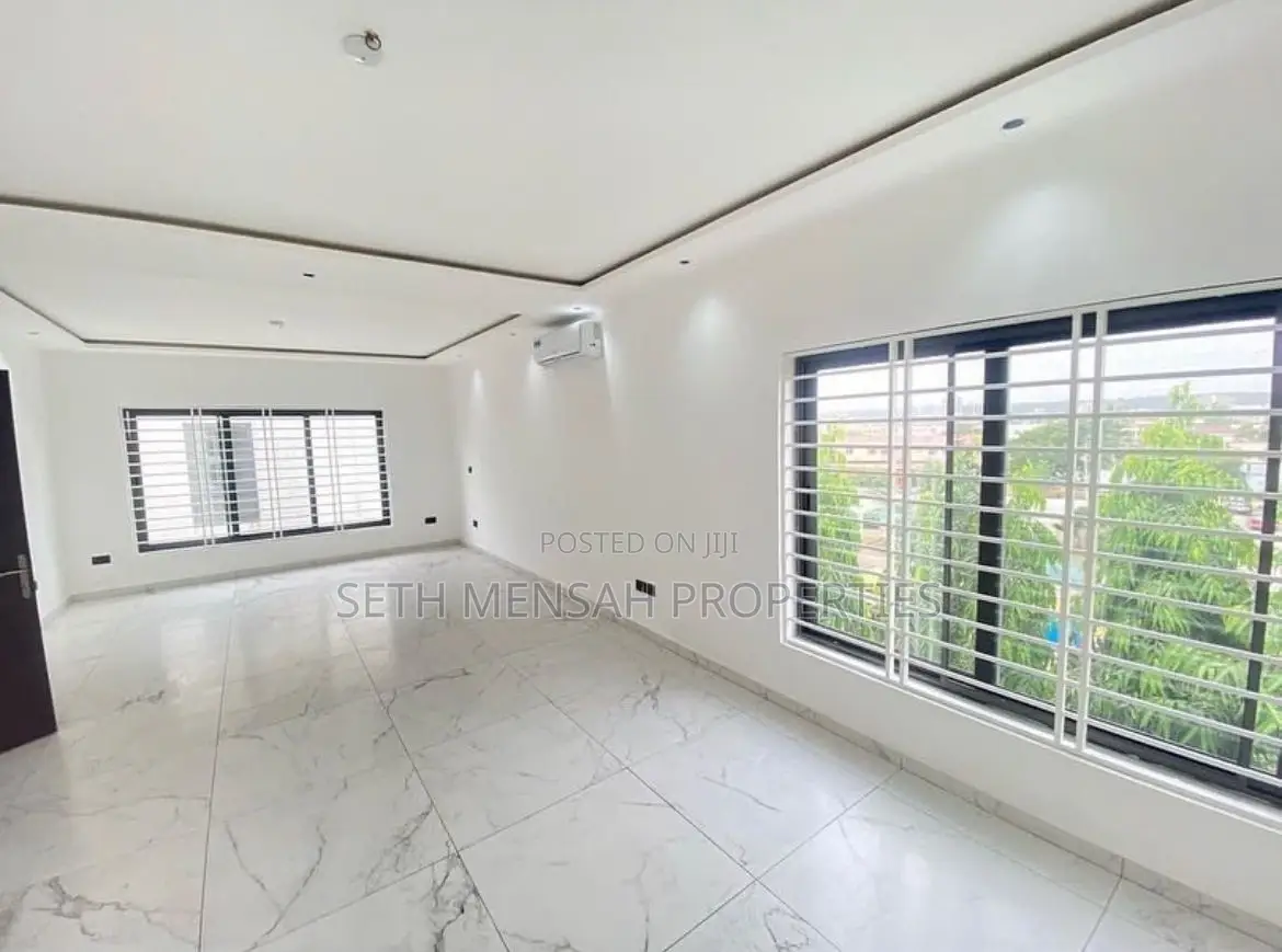 5bdrm House in Roman Ridge for Sale