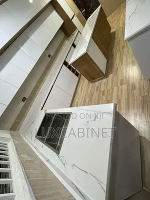 Modern Kitchen Cabinets