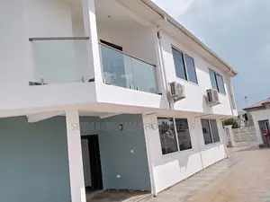 6bdrm House in Adjiriganor for Sale