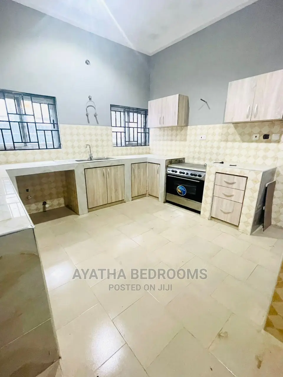 3bdrm Apartment in Ayathar Bedroom, Coca Cola for Rent