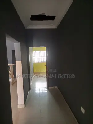 3bdrm House in Tema Community 25 for sale