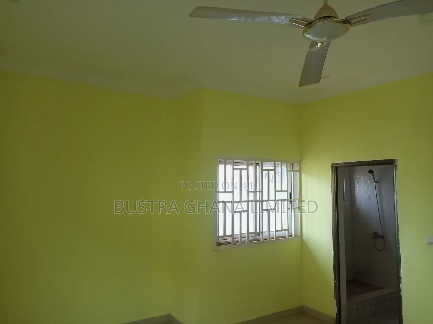 3bdrm House in Tema Community 25 for sale