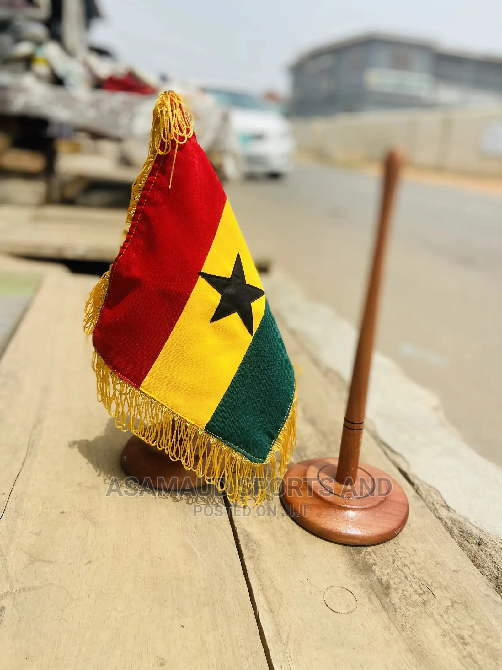 Executive Table Flag Stand at Cool Price