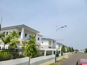 5bdrm Duplex in Suadom Properties, Spintex for rent