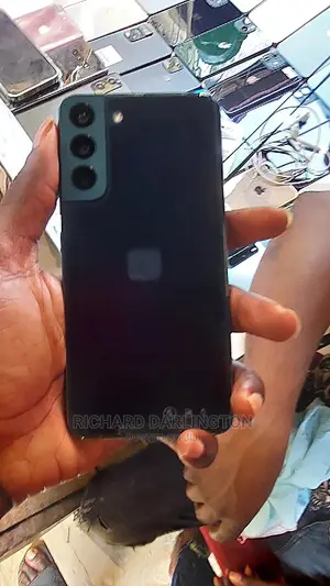 New Samsung Galaxy S22+ 5G 128 GB