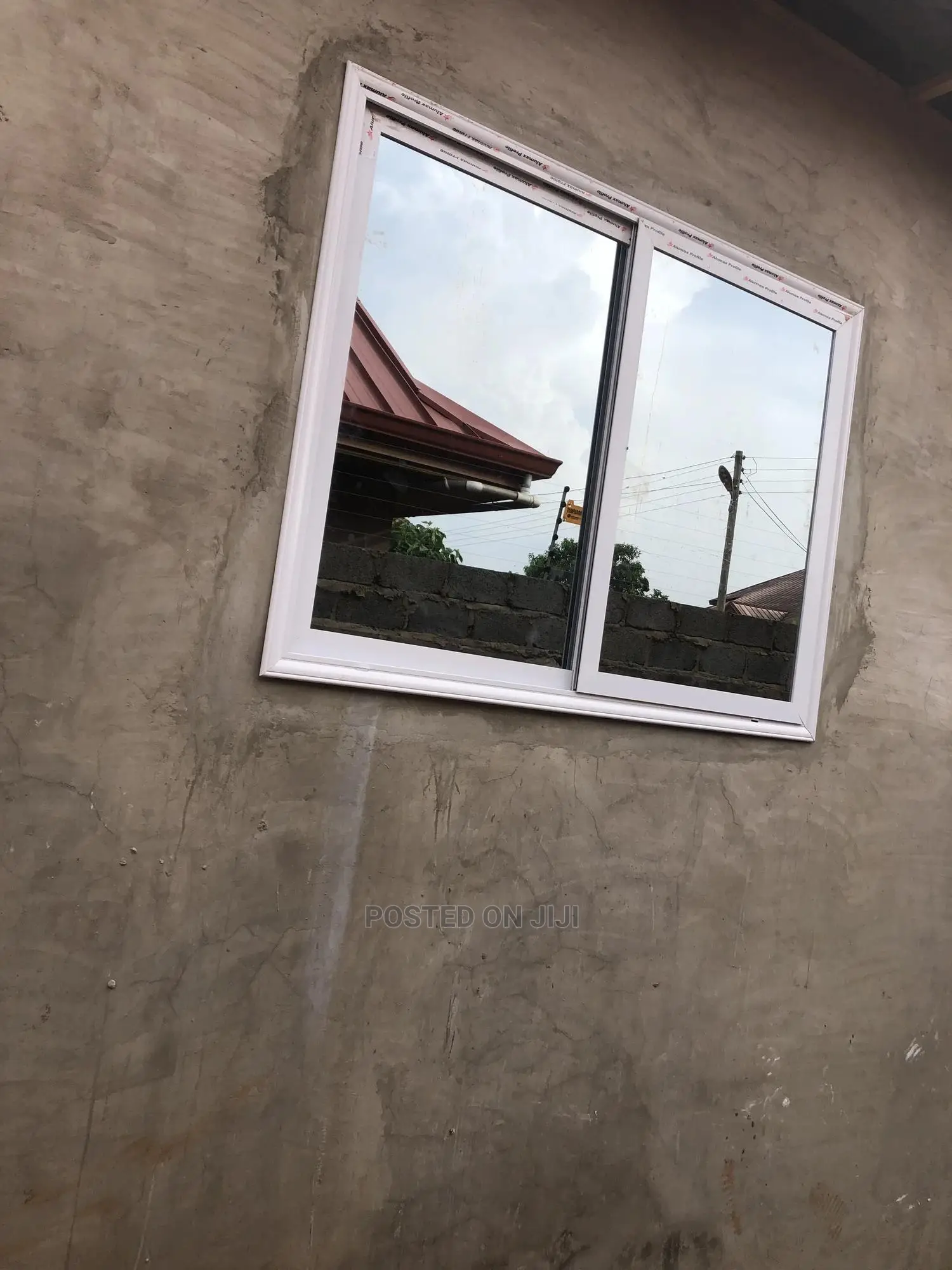 White Aluminum Sliding Glass Window With Mirror Glass Type