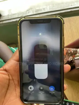 Apple iPhone XR 64 GB Yellow