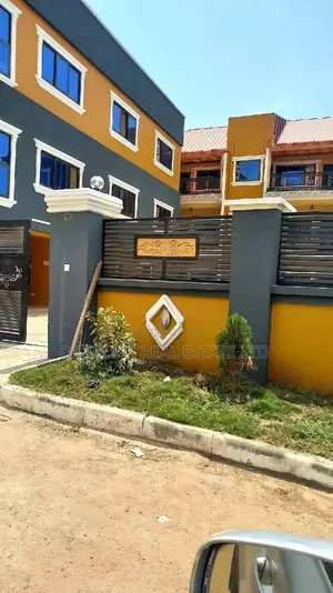 2bdrm Townhouse / Terrace for rent