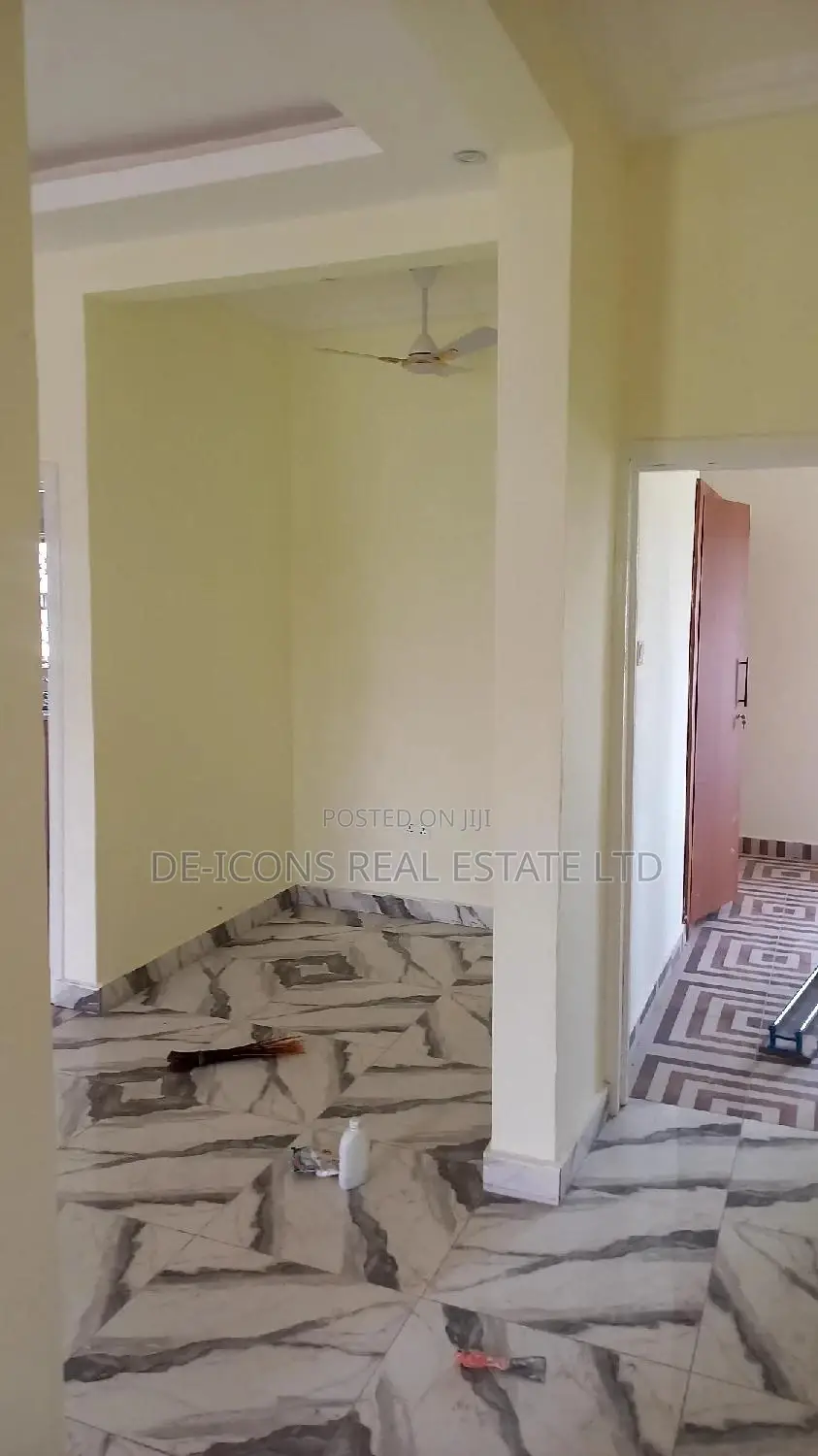 2bdrm Townhouse / Terrace for rent