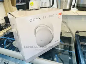 Experience Best Unique Sounds Harman Kardon Onyx Studio 7