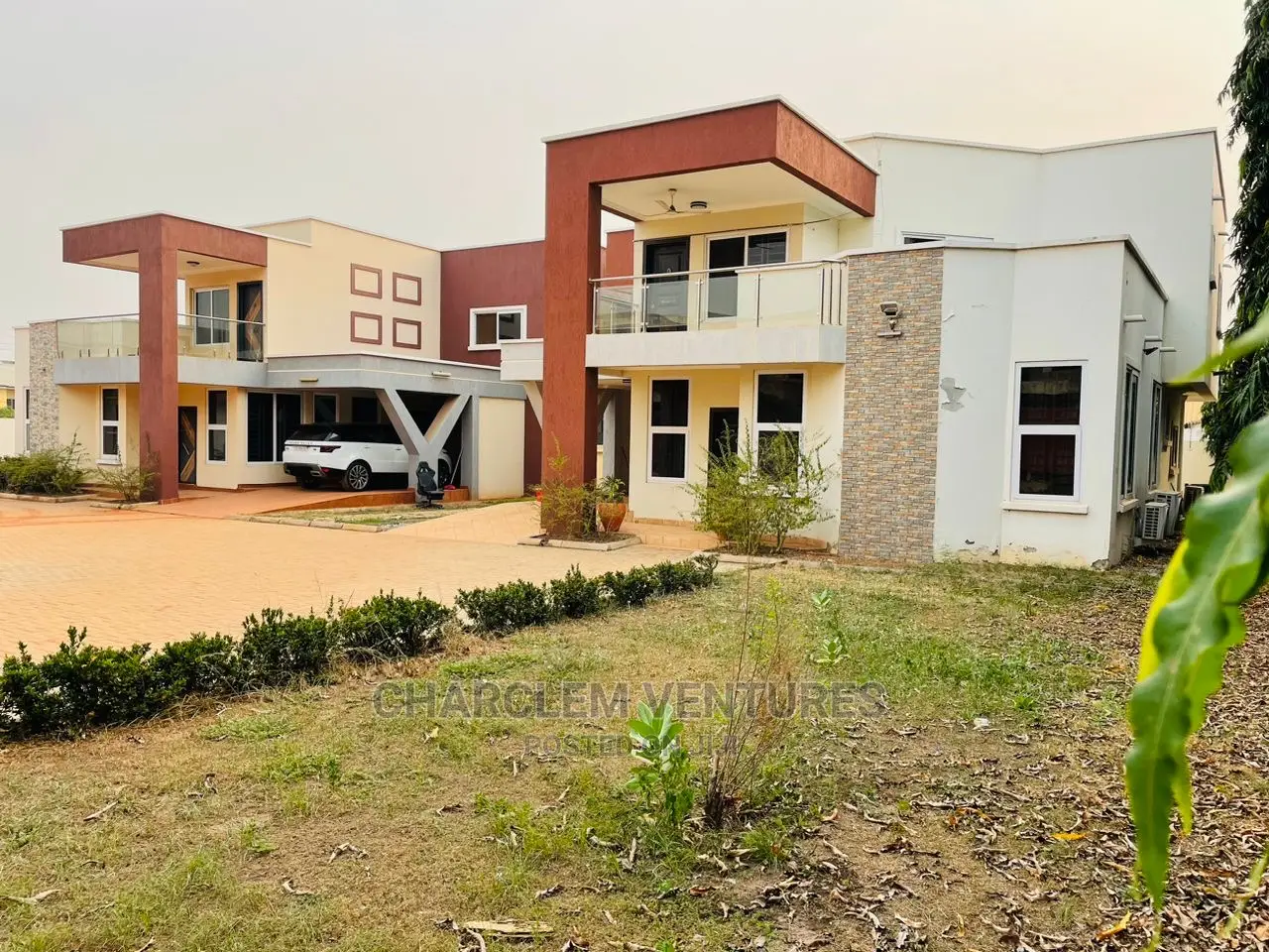 3bdrm Townhouse / Terrace in Charclem Ventures, East Legon for Rent